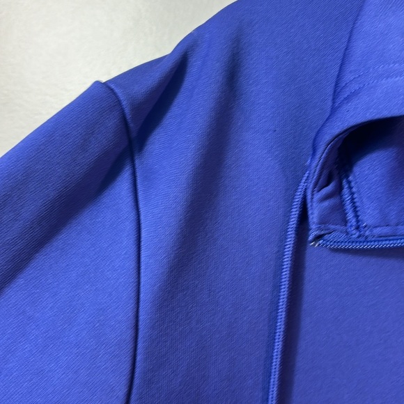 Under Armour quarter zip hoodie with kangaroo pocket size large. - Picture 7 of 7